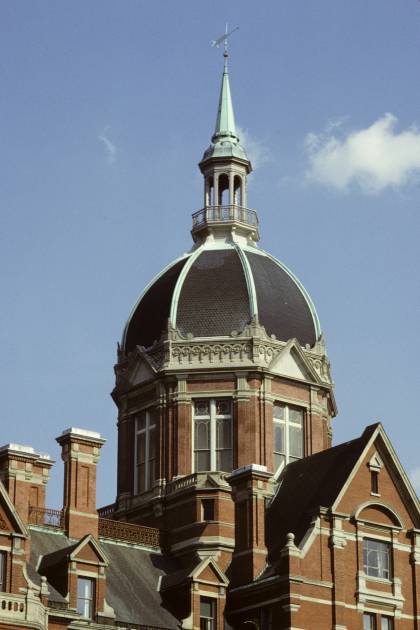 Johns Hopkins Medicine dome